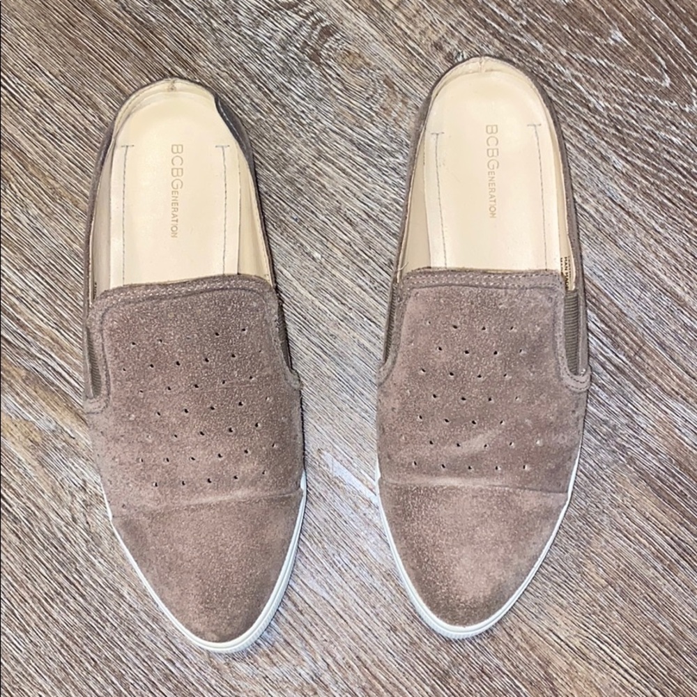 BCBG slider loafers